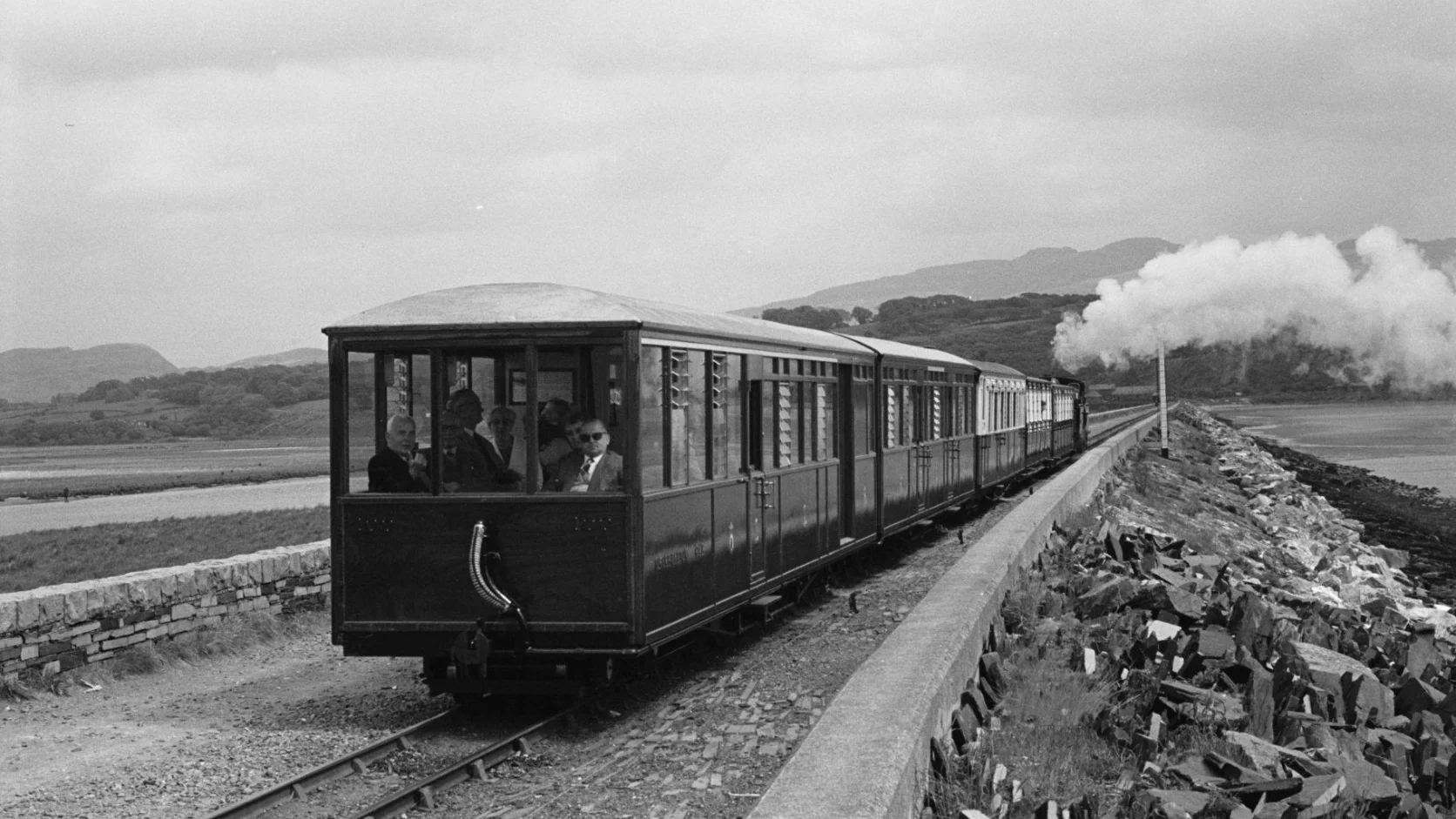 Gales en tren: el Ffestiniog Railway y el Welsh Highland Railway, trenes de vapor entre montañas