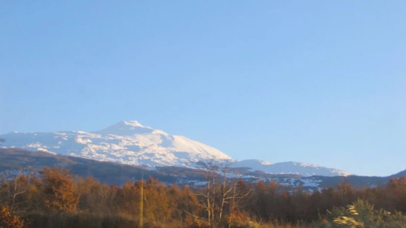 La Circumetnea: el tren siciliano que rodea las laderas del Etna