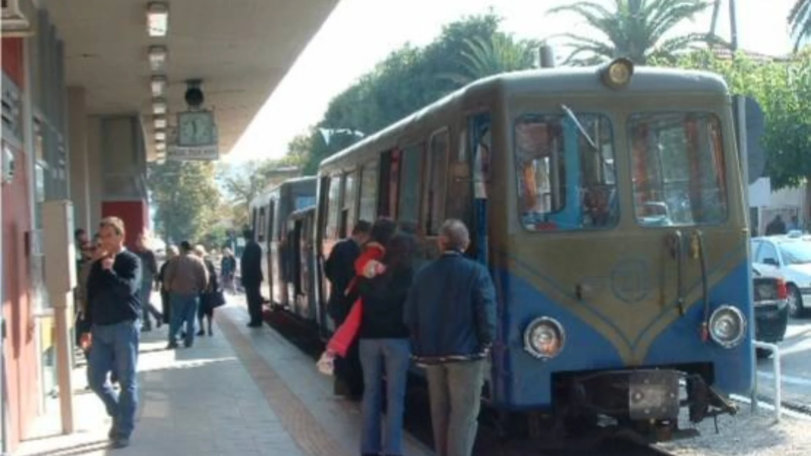 Grecia en tren: la línea Diakofto-Kalavryta, un tren de cremallera por el desfiladero del Vouraikos